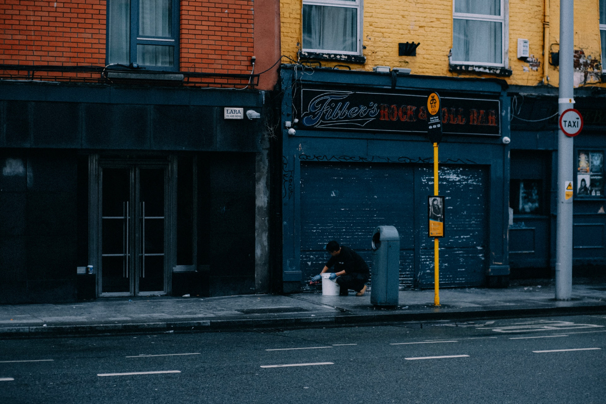 cleaning roller shutters